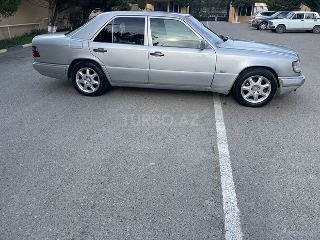 Mercedes E 230 1991, 499,677 km - 2.3 l - Bakı