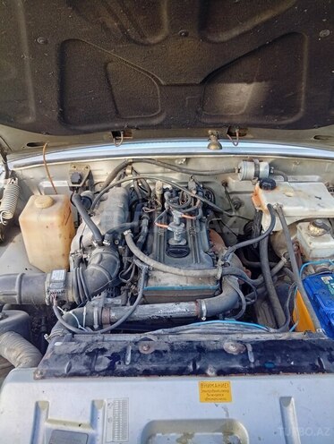 GAZ 31105 2006, 200,000 km - 2.3 l - Ucar
