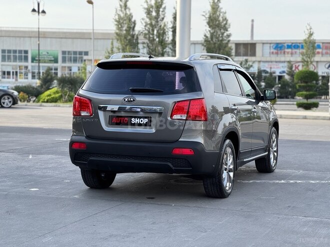 Kia Sorento 2010, 220,000 km - 2.0 l - Bakı