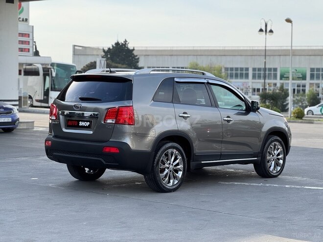 Kia Sorento 2010, 220,000 km - 2.0 l - Bakı