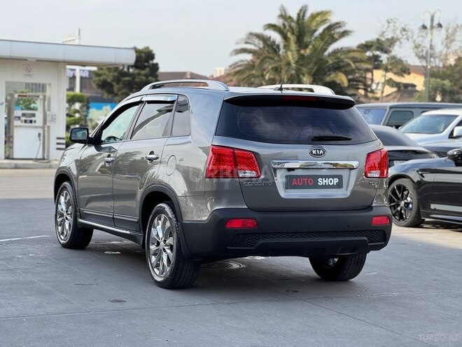 Kia Sorento 2010, 220,000 km - 2.0 l - Bakı
