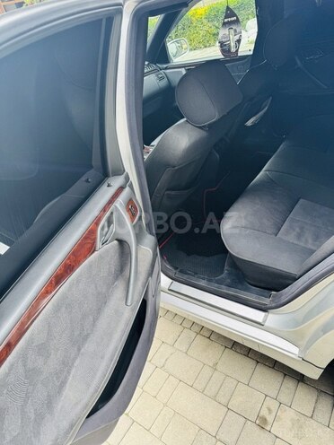 Mercedes E 270 2001, 295,048 km - 2.7 l - Masallı
