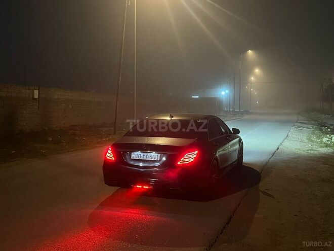 Mercedes S 500-11