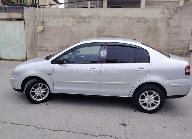 Volkswagen Polo 2006, 227,000 km - 1.4 l - Bakı