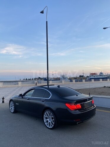 BMW 740 2009, 298,000 km - 3.0 l - Bakı