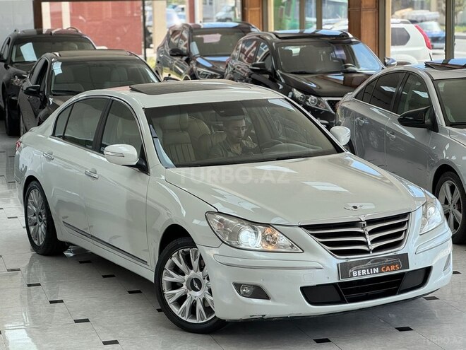 Hyundai Genesis-5