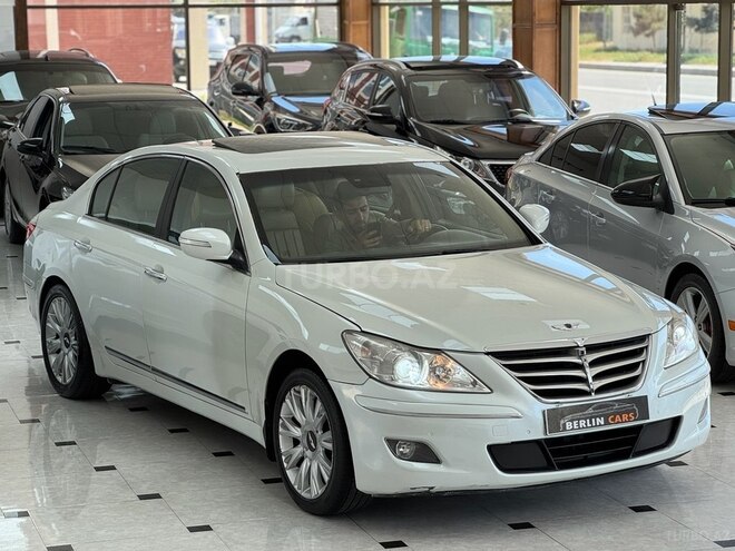 Hyundai Genesis-3