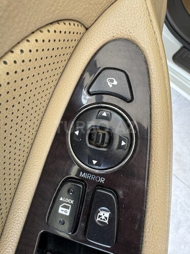Hyundai Genesis-30