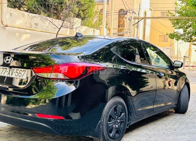 Hyundai Elantra 2015, 109,435 km - 1.8 л - Bakı