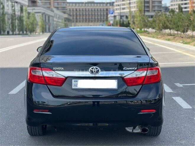 Toyota Camry-2