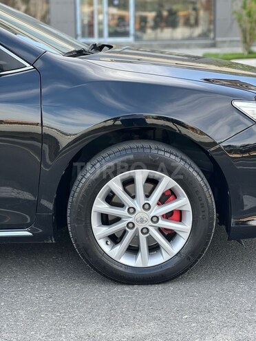 Toyota Camry-7