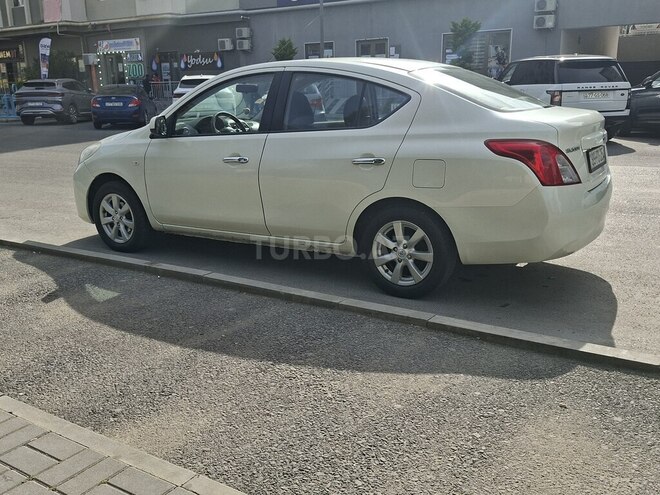 Nissan Sunny 2013, 373,280 km - 1.5 l - Bakı