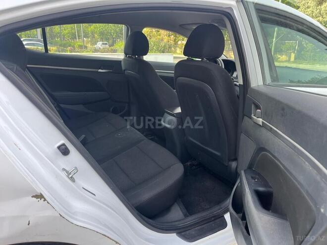 Hyundai Elantra 2019, 98,127 km - 2.0 л - Bakı
