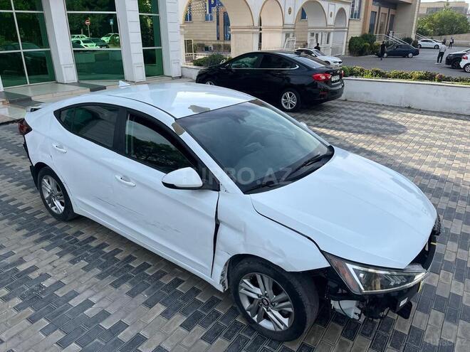 Hyundai Elantra 2019, 98,127 km - 2.0 л - Bakı