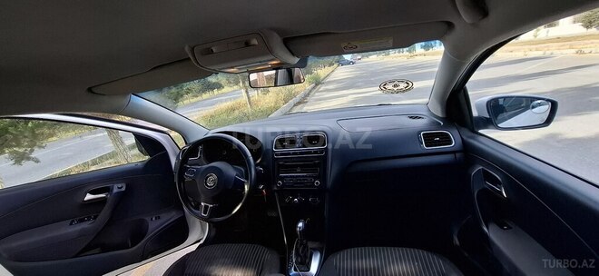 Volkswagen Polo 2012, 219,000 km - 1.6 l - Bakı