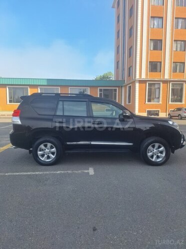Toyota Land Cruiser Prado 2010, 292,000 km - 2.7 l - Xudat