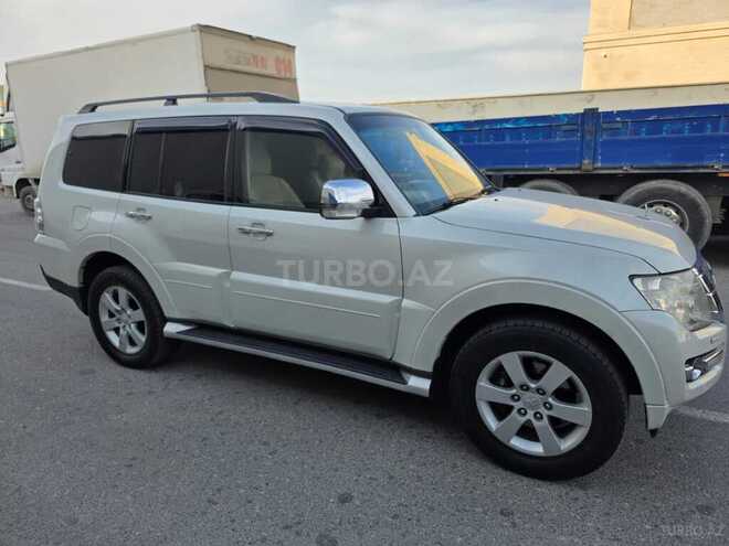 Mitsubishi Pajero 2007, 266,000 km - 3.8 l - Bakı