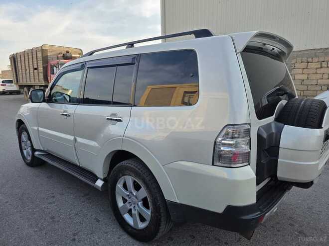 Mitsubishi Pajero 2007, 266,000 km - 3.8 l - Bakı