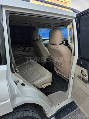 Mitsubishi Pajero 2007, 266,000 km - 3.8 l - Bakı