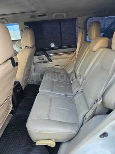 Mitsubishi Pajero 2007, 266,000 km - 3.8 l - Bakı