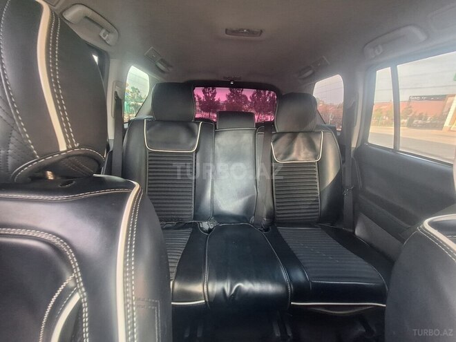 Toyota Land Cruiser Prado 2010, 292,000 km - 2.7 l - Xudat