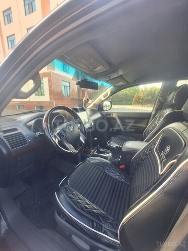 Toyota Land Cruiser Prado 2010, 292,000 km - 2.7 l - Xudat