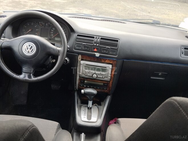 Volkswagen Bora 2000, 200,000 km - 2.3 l - Şirvan