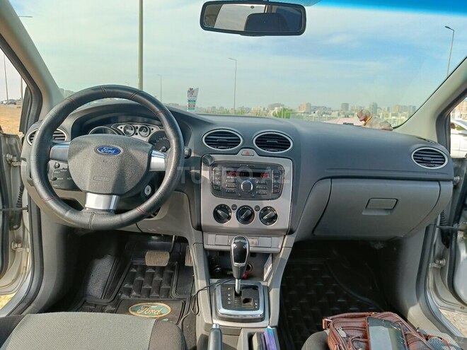 Ford Focus 2010, 384,000 km - 2.0 l - Bakı