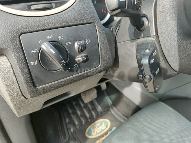 Ford Focus 2010, 384,000 km - 2.0 l - Bakı