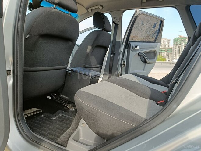 Ford Focus 2010, 384,000 km - 2.0 l - Bakı