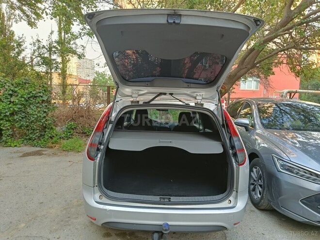 Ford Focus 2010, 384,000 km - 2.0 l - Bakı