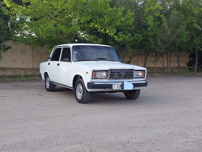 LADA (VAZ) 2107 2001, 26,248 km - 1.6 л - Saatlı