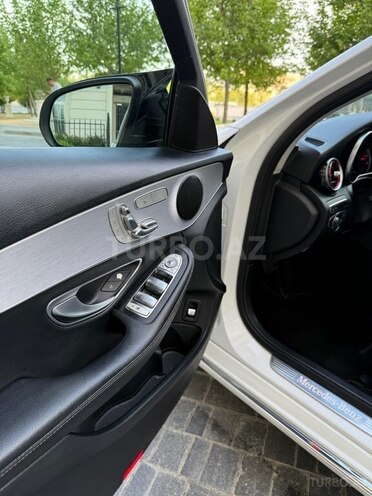Mercedes C 220 d 4MATIC 2017, 210,000 km - 2.2 l - Bakı
