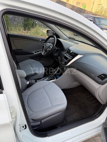 Hyundai Accent 2014, 185,657 km - 1.6 л - Bakı