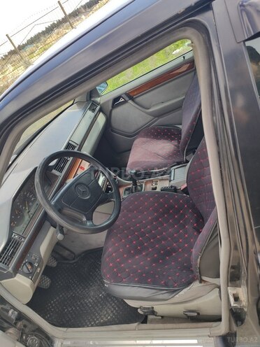 Mercedes E 230 1994, 457,000 km - 2.3 л - Bakı