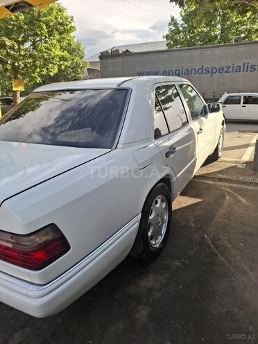 Mercedes E 220 1994, 800,000 km - 2.2 l - Gəncə