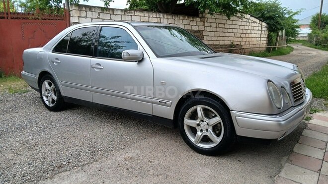 Mercedes E 230 1997, 316,652 km - 2.3 l - Ağstafa