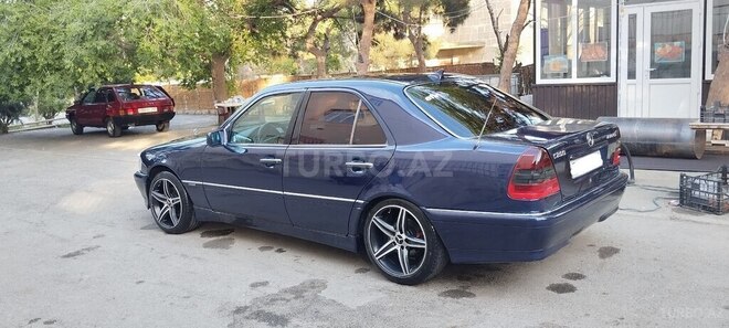 Mercedes C 180-4
