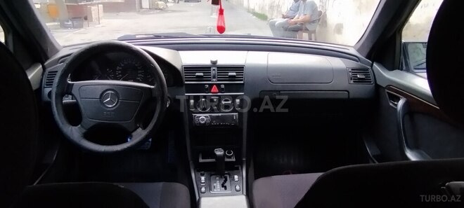 Mercedes C 180-7
