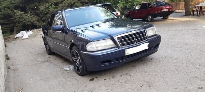 Mercedes C 180 1995, 382,264 km - 1.8 l - Bakı