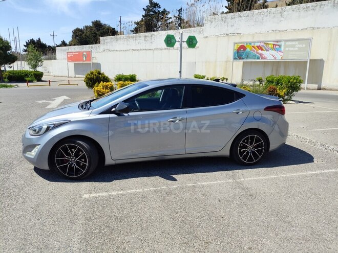 Hyundai Elantra 2015, 255,886 km - 1.6 l - Bakı