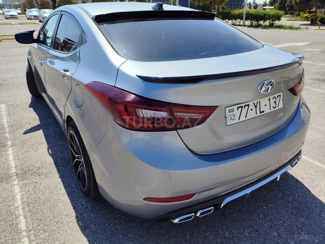 Hyundai Elantra 2015, 255,886 km - 1.6 l - Bakı
