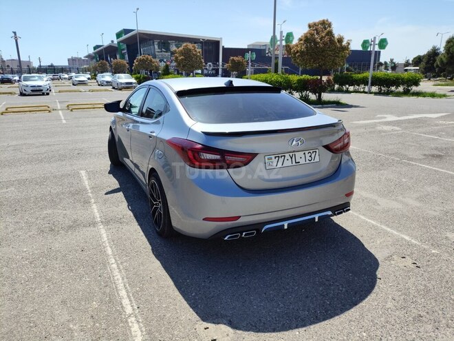 Hyundai Elantra 2015, 255,886 km - 1.6 l - Bakı