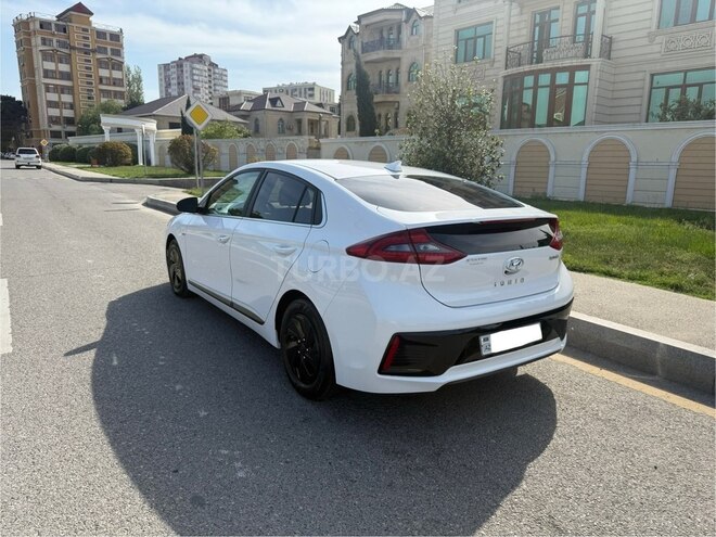 Hyundai IONIQ 2018, 121,000 km - 1.6 l - Bakı