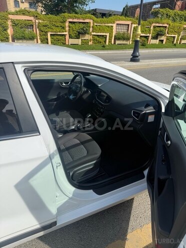 Hyundai IONIQ 2018, 121,000 km - 1.6 l - Bakı