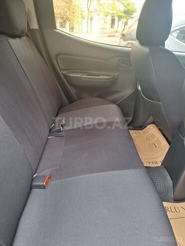 Mitsubishi L200 2022, 94,000 km - 2.4 l - Bakı