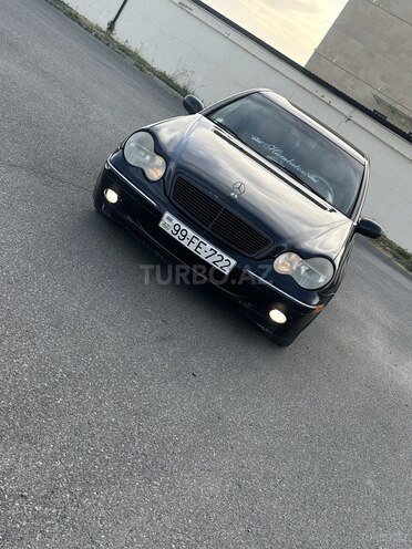 Mercedes C 240 2002, 318,000 km - 2.6 l - Sumqayıt