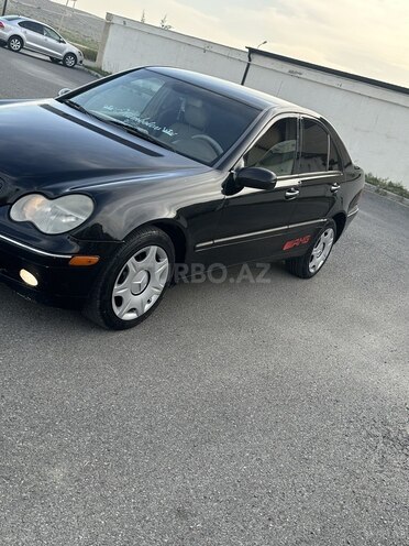 Mercedes C 240 2002, 318,000 km - 2.6 l - Sumqayıt