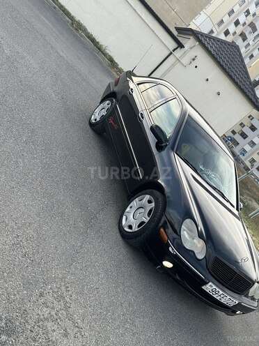 Mercedes C 240 2002, 318,000 km - 2.6 l - Sumqayıt