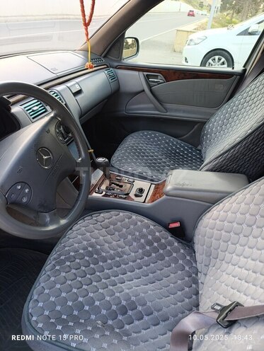 Mercedes E 270 1999, 550,000 km - 2.7 l - Bakı